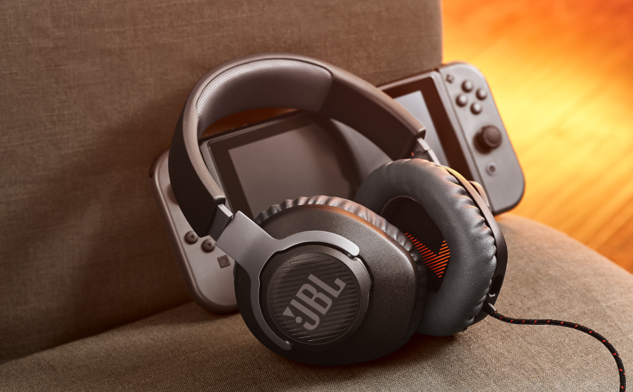 Headset Gamer JBL Quantum 100 M2 – Sonido Envolvente con Micrófono