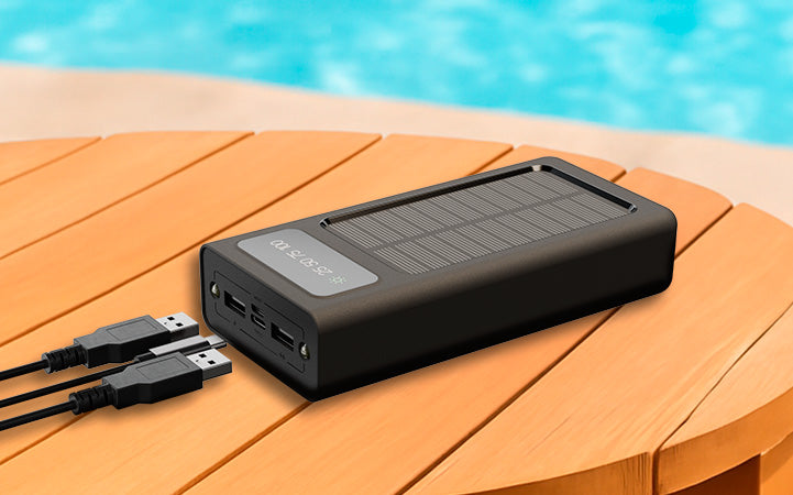 Power Bank Solar Xtech XPB-100 – 10,000mAh con Cables Integrados y Linterna LED
