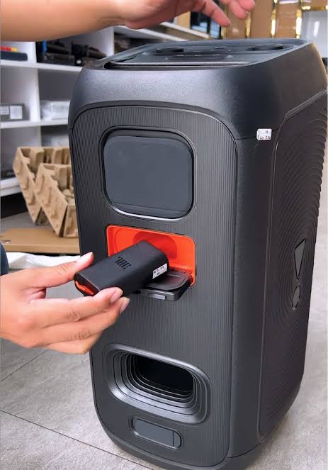 JBL PartyBox Club 120